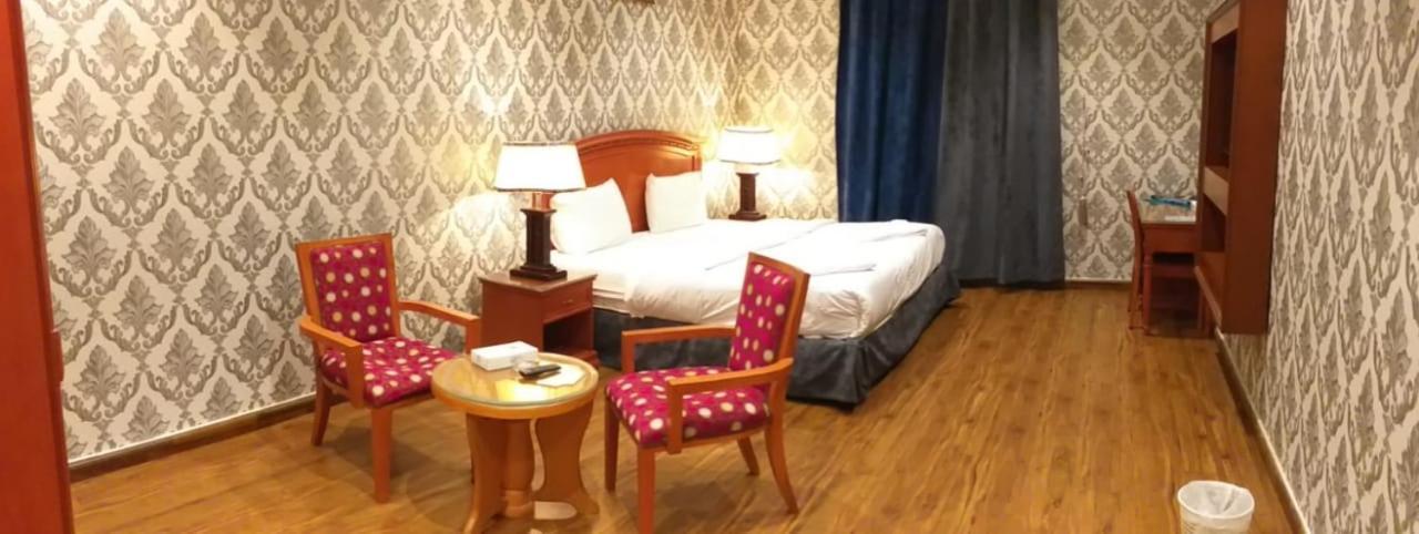 Qasr Al Khalij Hotel 利雅德 外观 照片